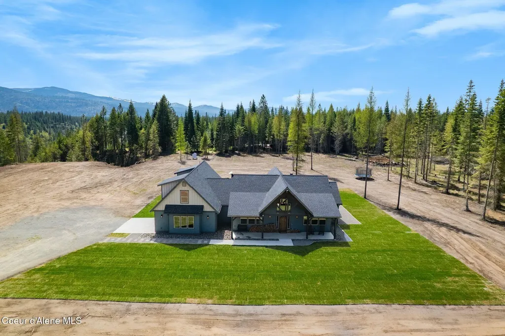122 Windswept Court Naples ID 83847