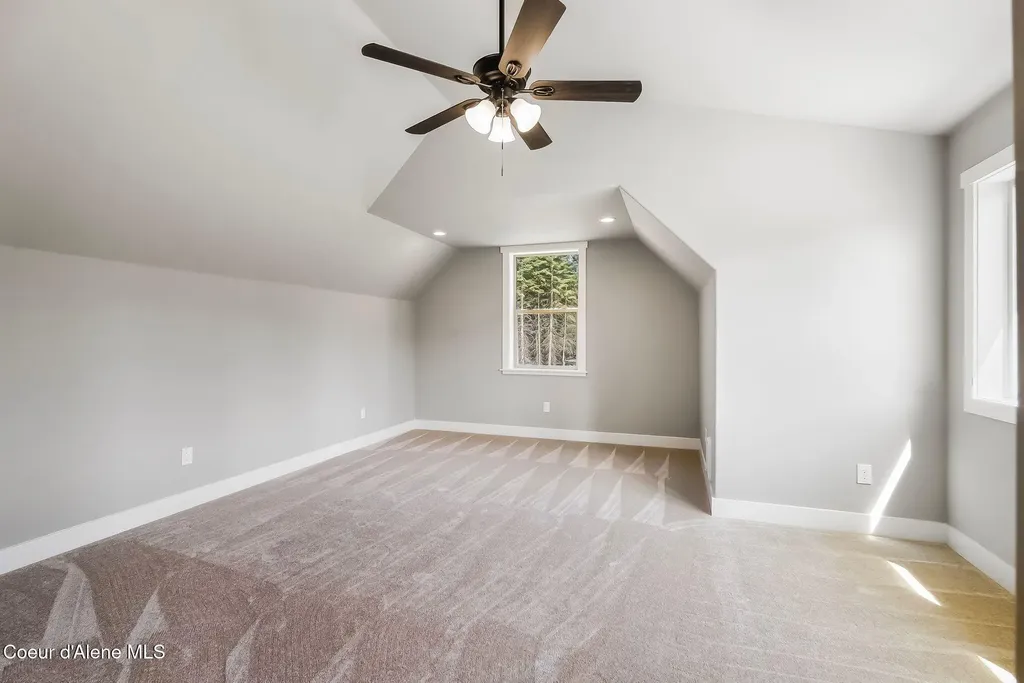 122 Windswept Court Naples ID 83847