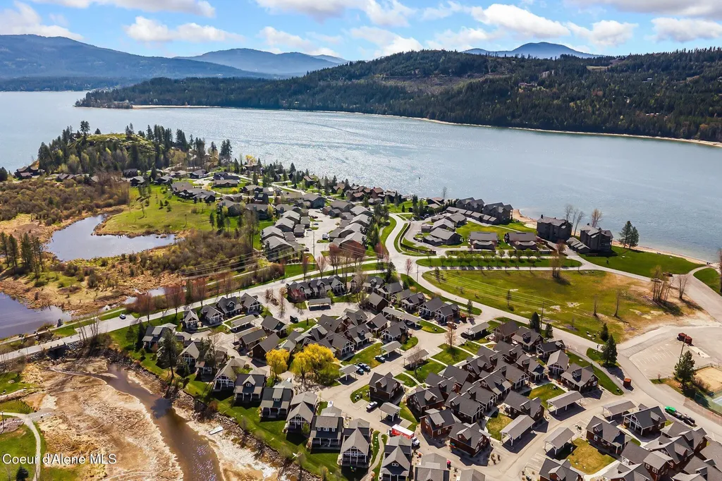 45 Welty Drive Dover ID 83825