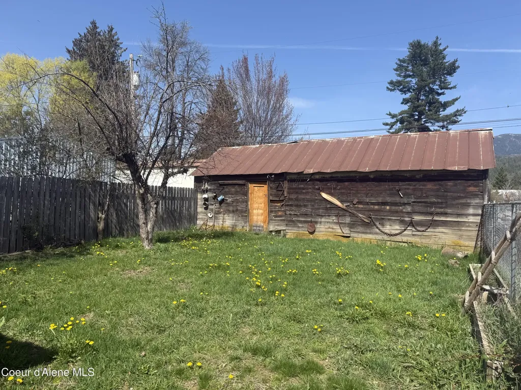 116 W 4th Avenue Clark Fork ID 83811