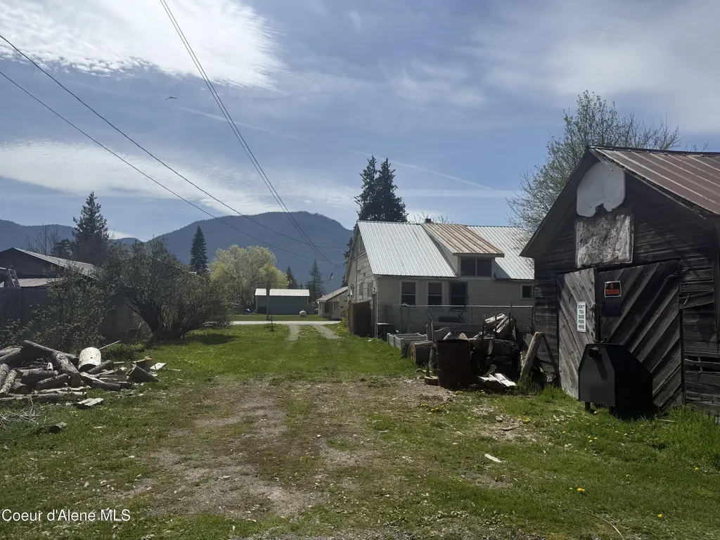 116 W 4th Avenue Clark Fork ID 83811