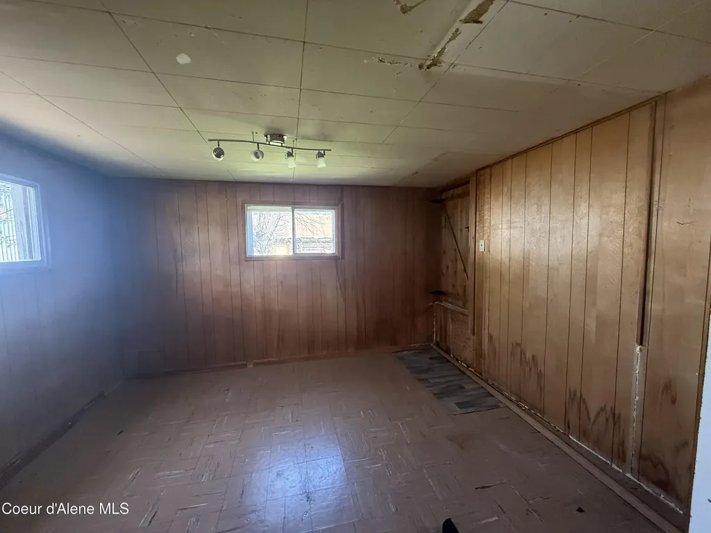 116 W 4th Avenue Clark Fork ID 83811