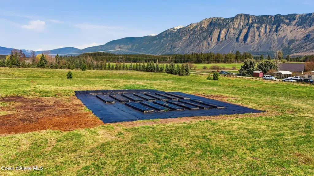1770 Porthill Loop Road Bonners Ferry ID 83805
