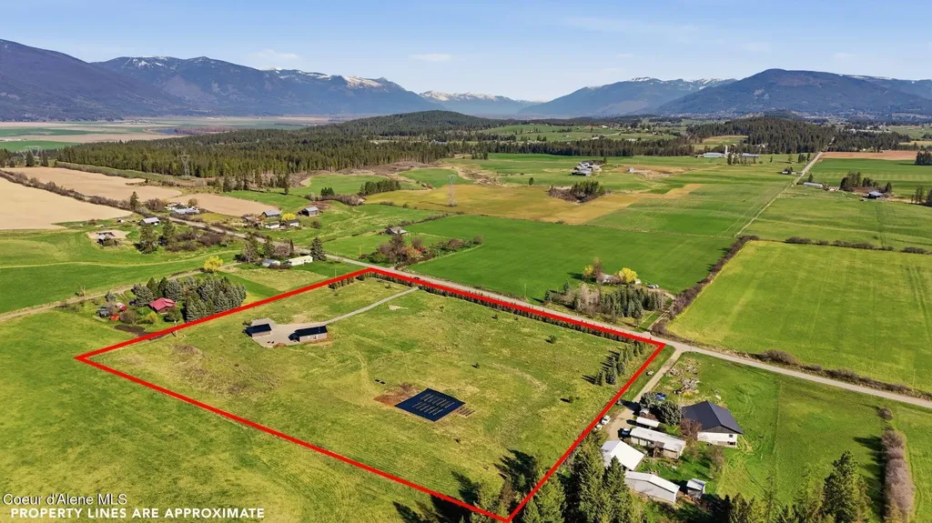 1770 Porthill Loop Road Bonners Ferry ID 83805