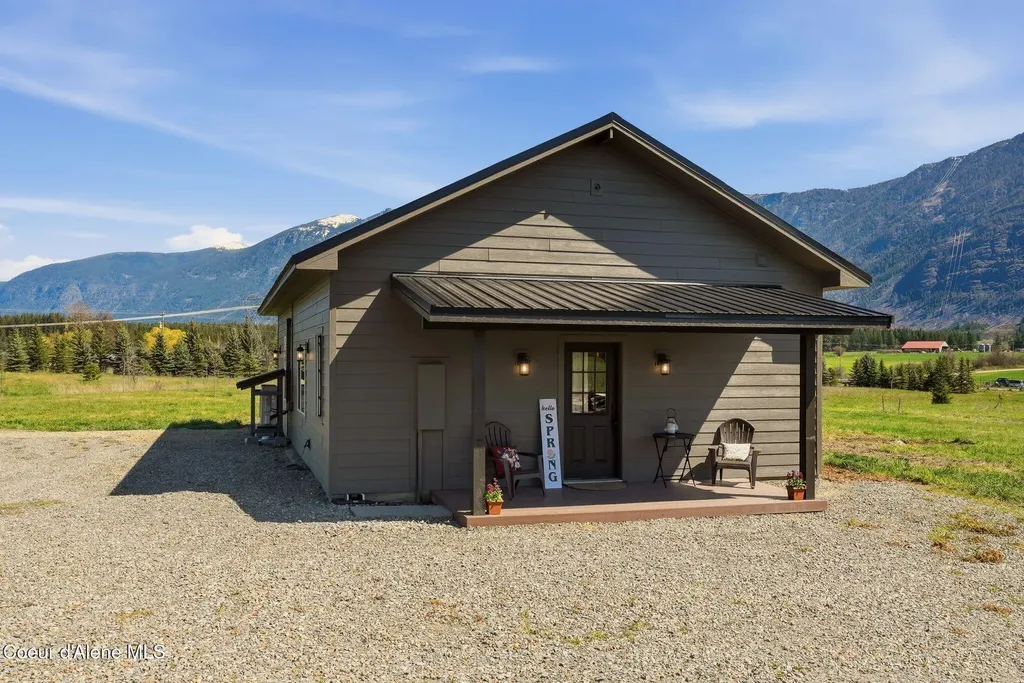 1770 Porthill Loop Road Bonners Ferry ID 83805