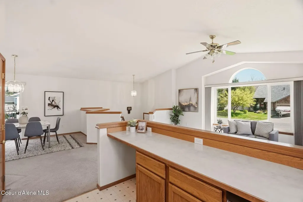 8527 N Rude Street Hayden ID 83835
