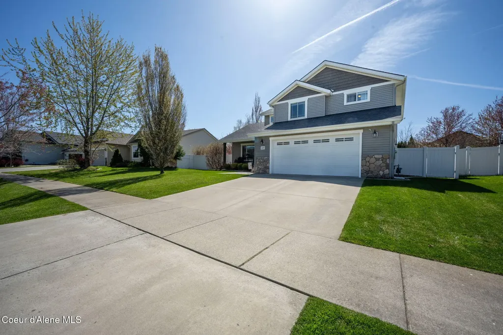 3147 W Blueberry Circle Hayden ID 83835