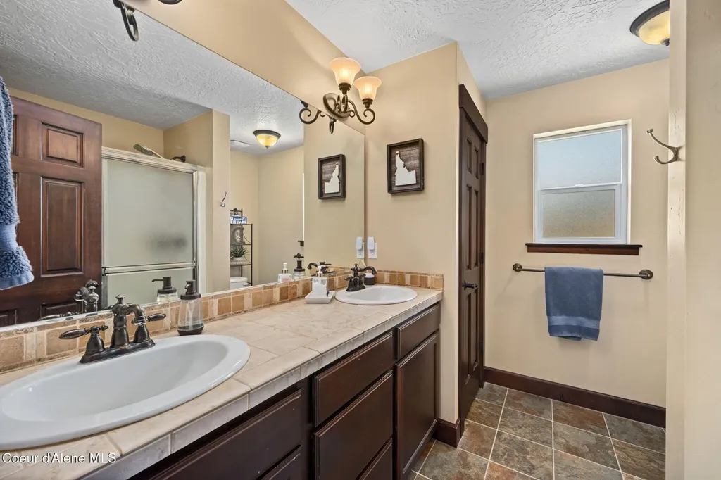3147 W Blueberry Circle Hayden ID 83835