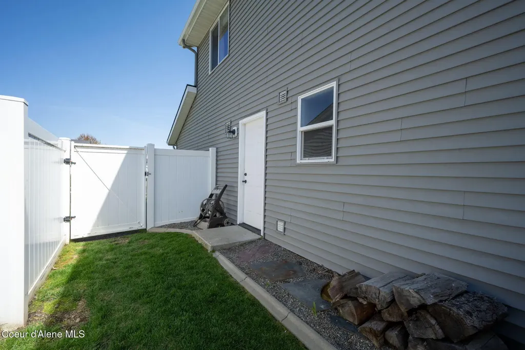 3147 W Blueberry Circle Hayden ID 83835