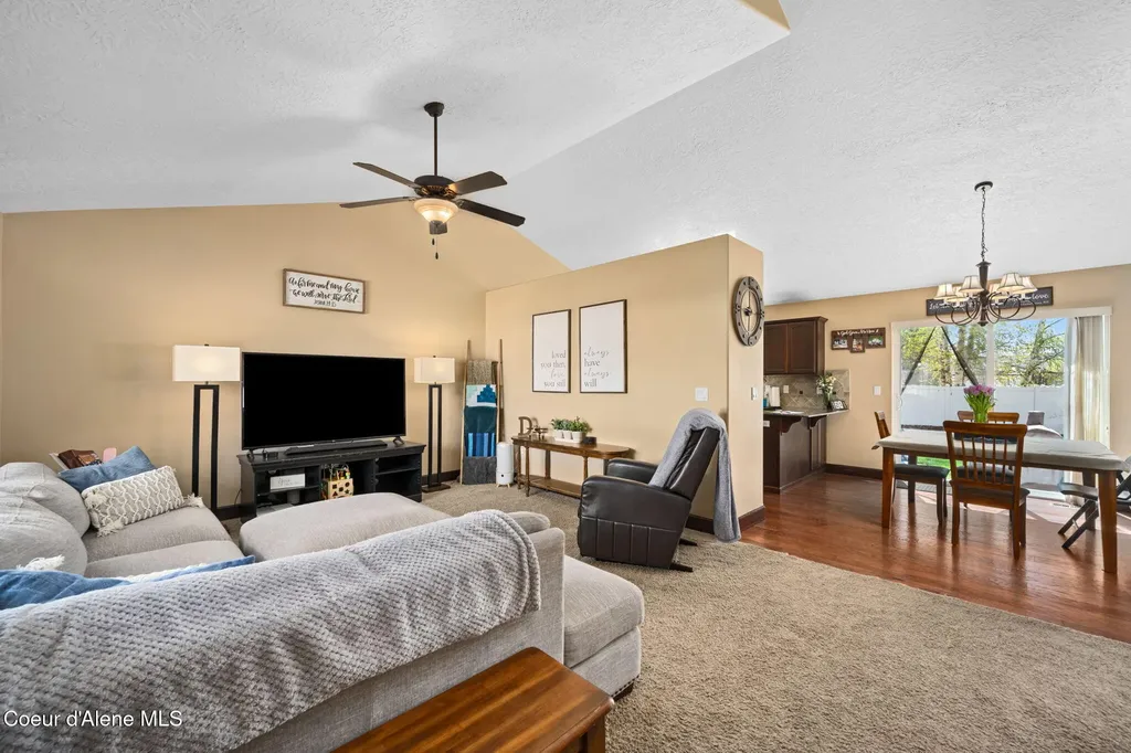 3147 W Blueberry Circle Hayden ID 83835