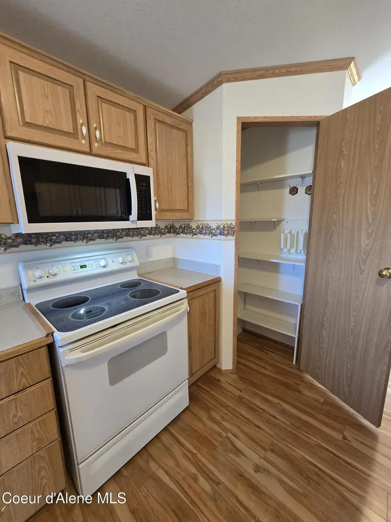 8473 W Rushmore Street Rathdrum ID 83858