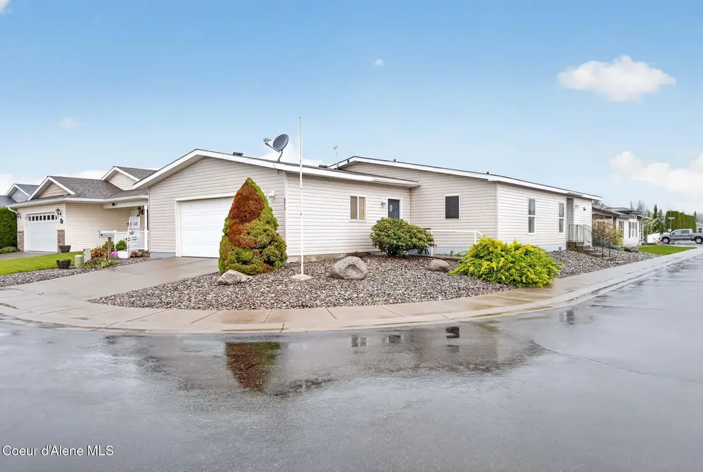 8473 W Rushmore Street Rathdrum ID 83858