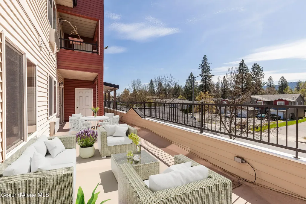 310 N Promenade Loop Post Falls ID 83854