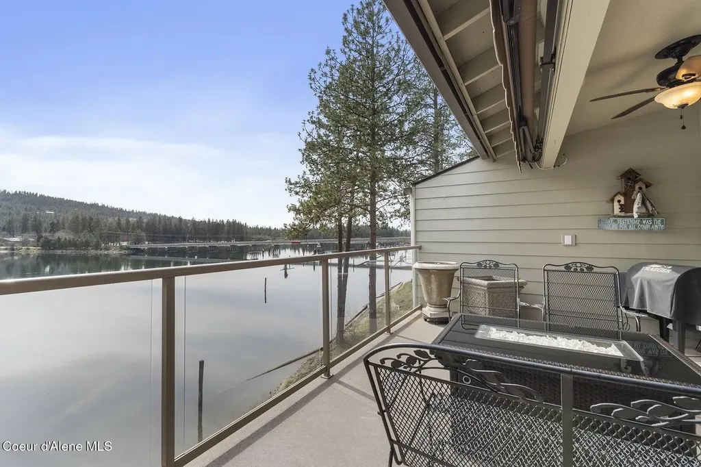 216 E 1st Avenue Post Falls ID 83854
