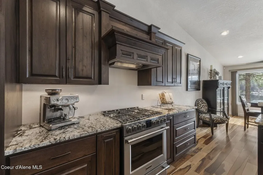 216 E 1st Avenue Post Falls ID 83854