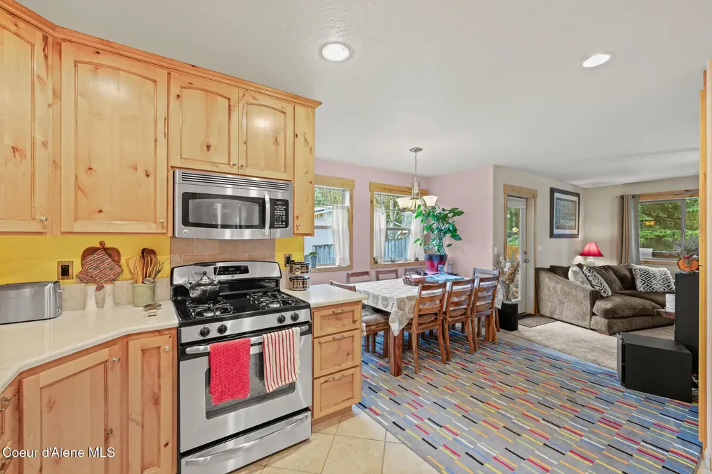 31856 N 10th Avenue Spirit Lake ID 83869