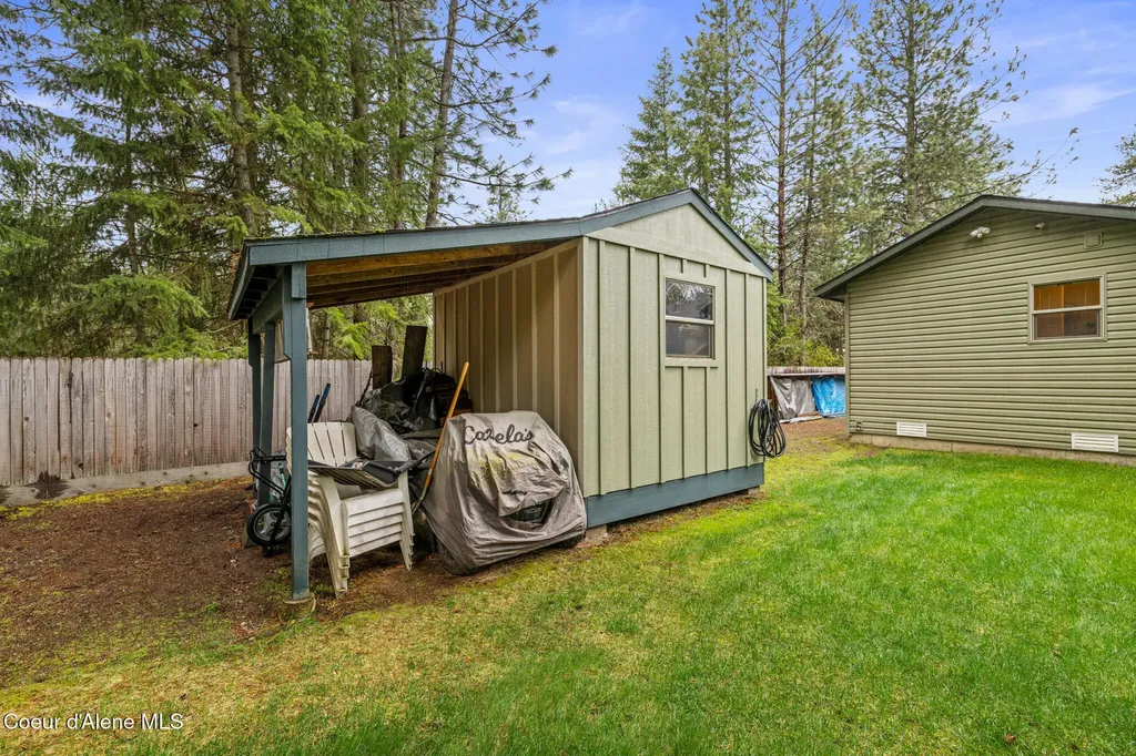 31856 N 10th Avenue Spirit Lake ID 83869