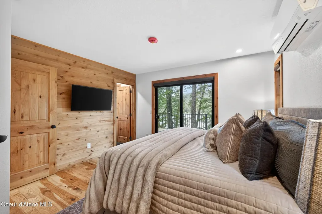 30737 N Osprey Road Spirit Lake ID 83869