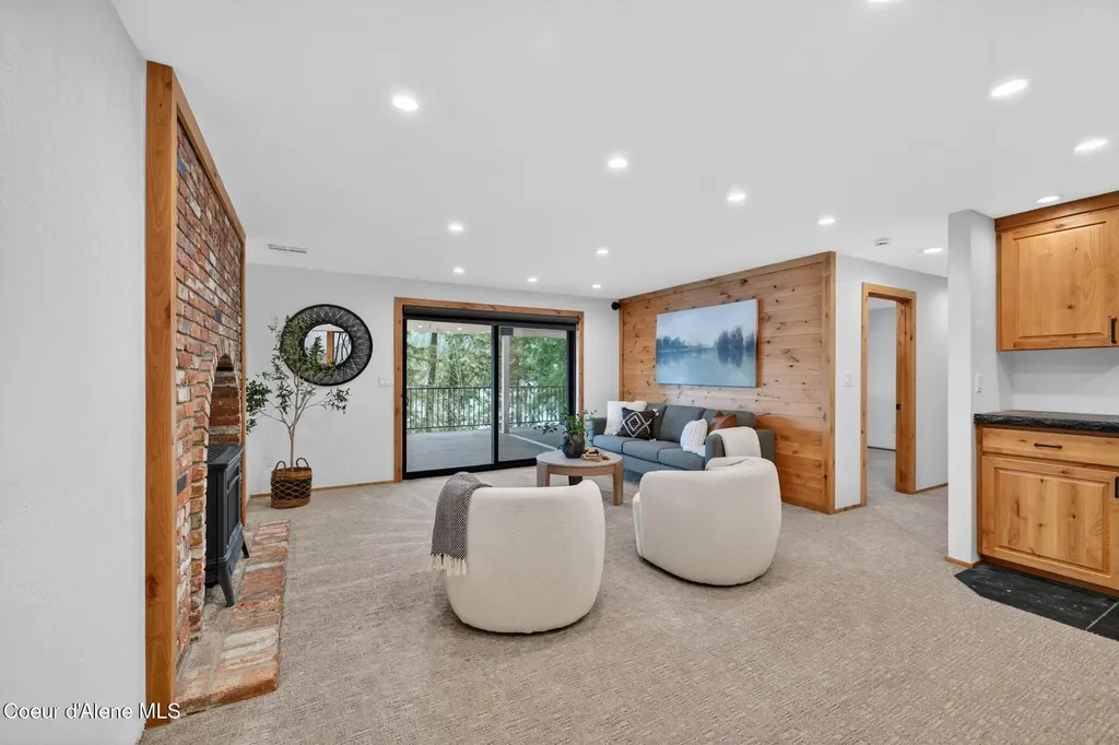 30737 N Osprey Road Spirit Lake ID 83869