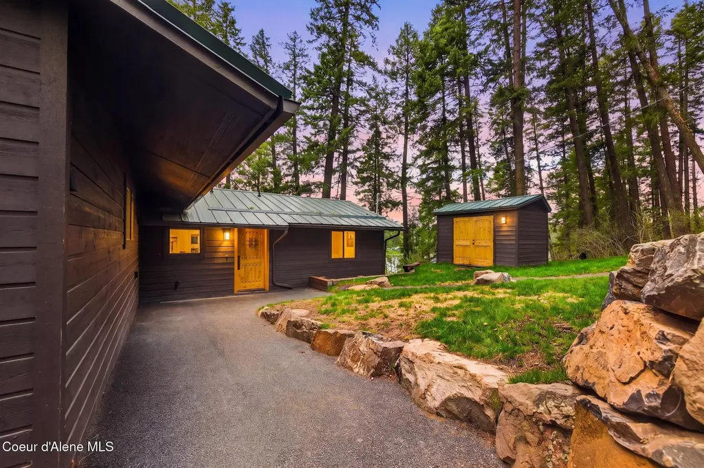 30737 N Osprey Road Spirit Lake ID 83869