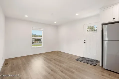 11776 N Hauser Lake Road Hauser ID 83854