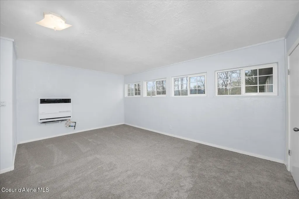 11102 N 4th Street Hauser ID 83854