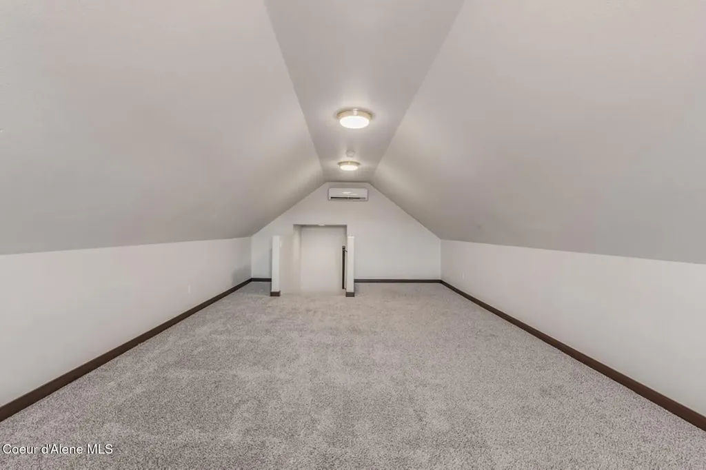455 Solar Road Oldtown ID 83822
