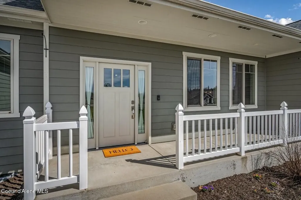455 Solar Road Oldtown ID 83822