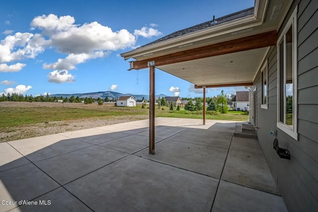 455 Solar Road Oldtown ID 83822