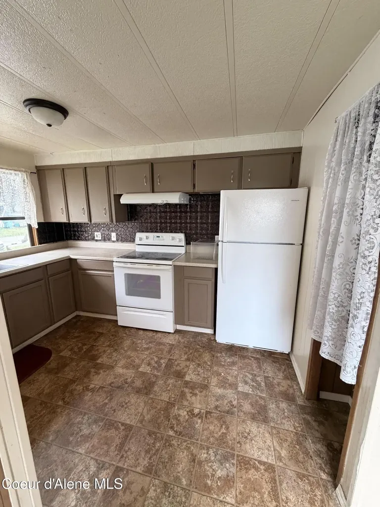 8395 W Meadow Brook Circle Rathdrum ID 83858
