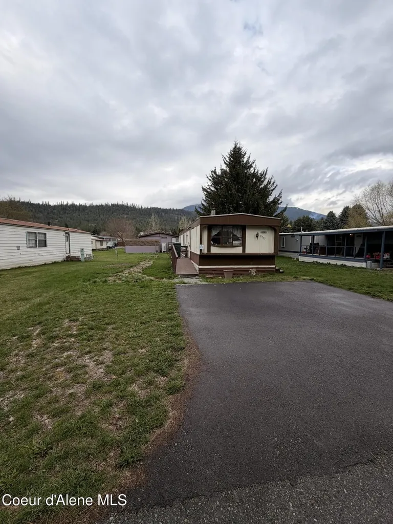 8395 W Meadow Brook Circle Rathdrum ID 83858