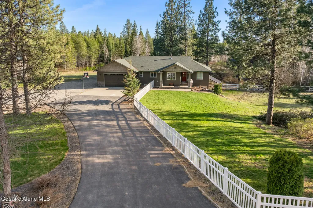 1562 W Laramie Avenue Rathdrum ID 83858