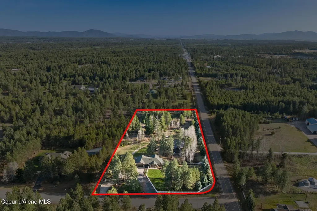 1562 W Laramie Avenue Rathdrum ID 83858