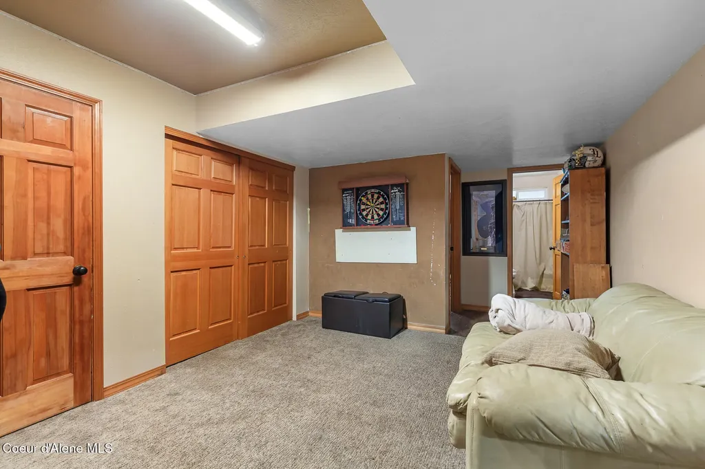 1562 W Laramie Avenue Rathdrum ID 83858