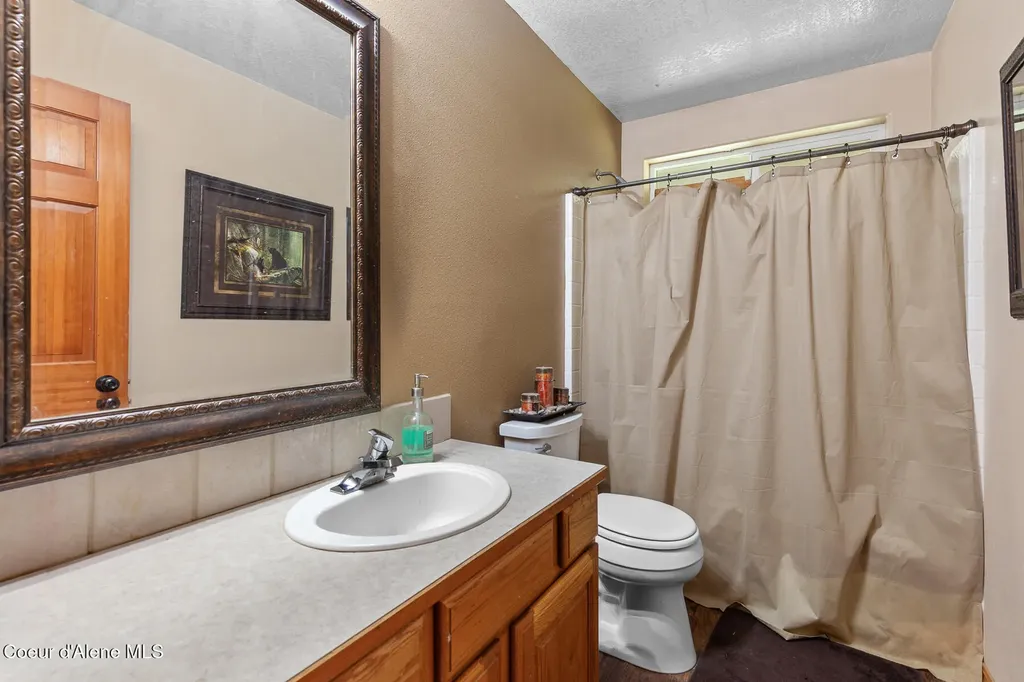 1562 W Laramie Avenue Rathdrum ID 83858