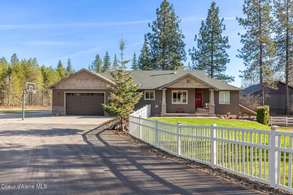 1562 W Laramie Avenue Rathdrum ID 83858