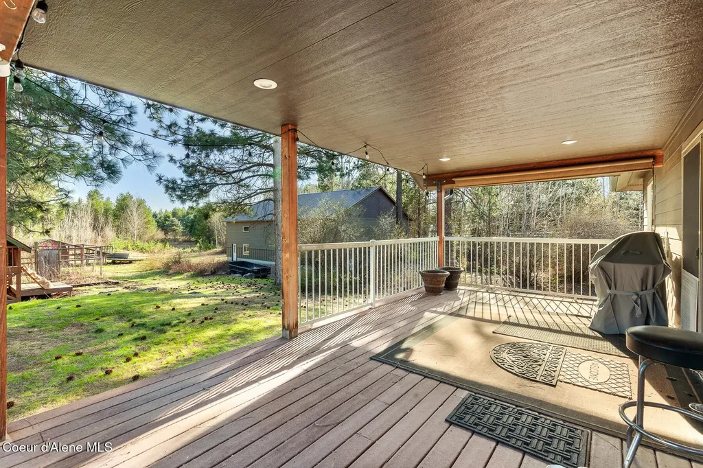 1562 W Laramie Avenue Rathdrum ID 83858