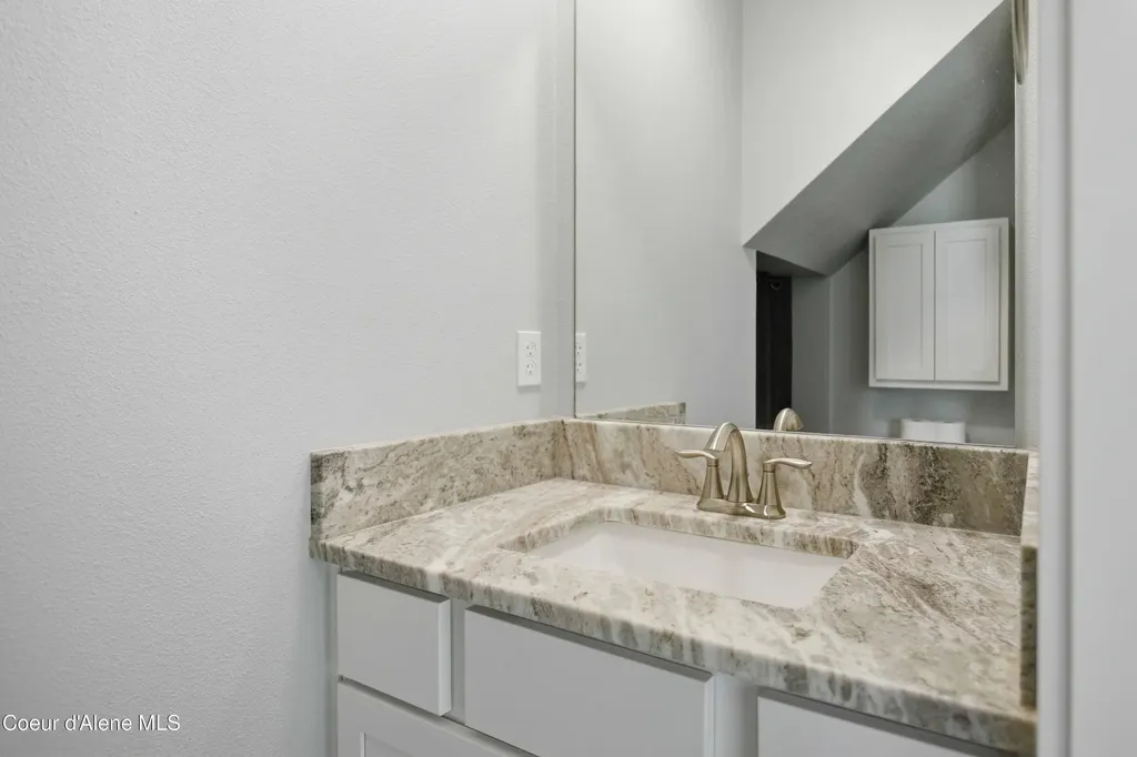 2063 N Cruze Street Post Falls ID 83854
