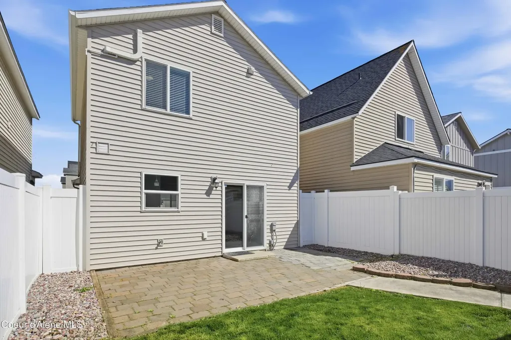 2063 N Cruze Street Post Falls ID 83854