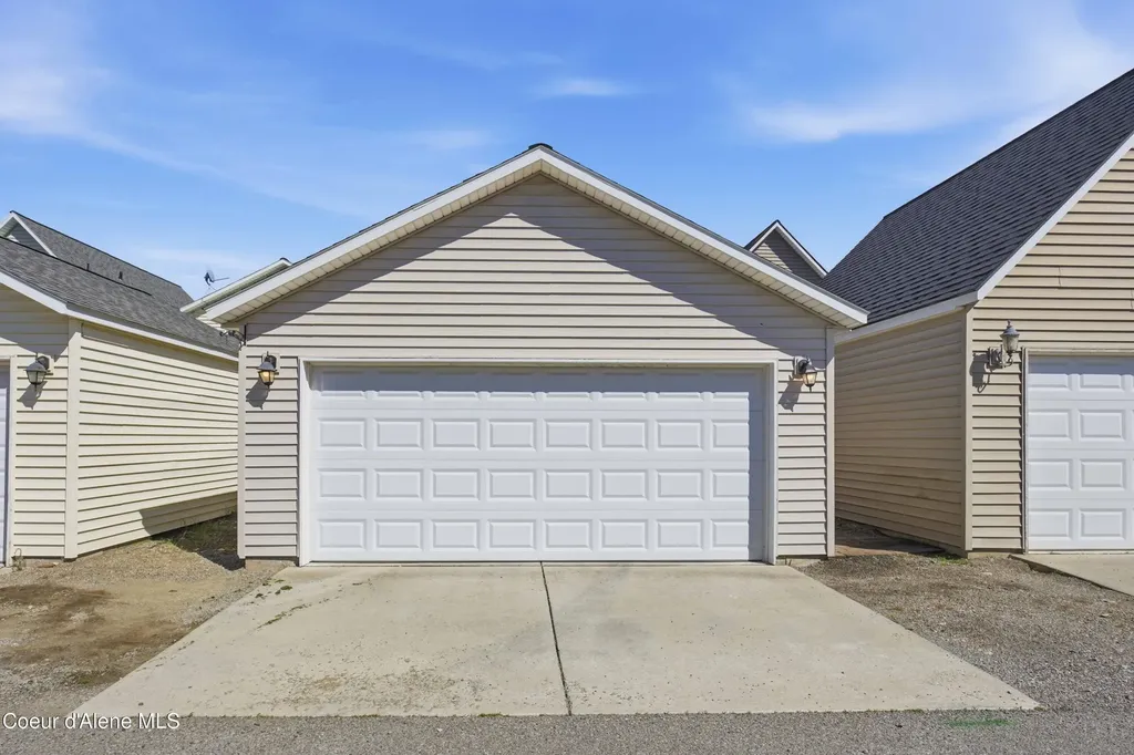 2063 N Cruze Street Post Falls ID 83854