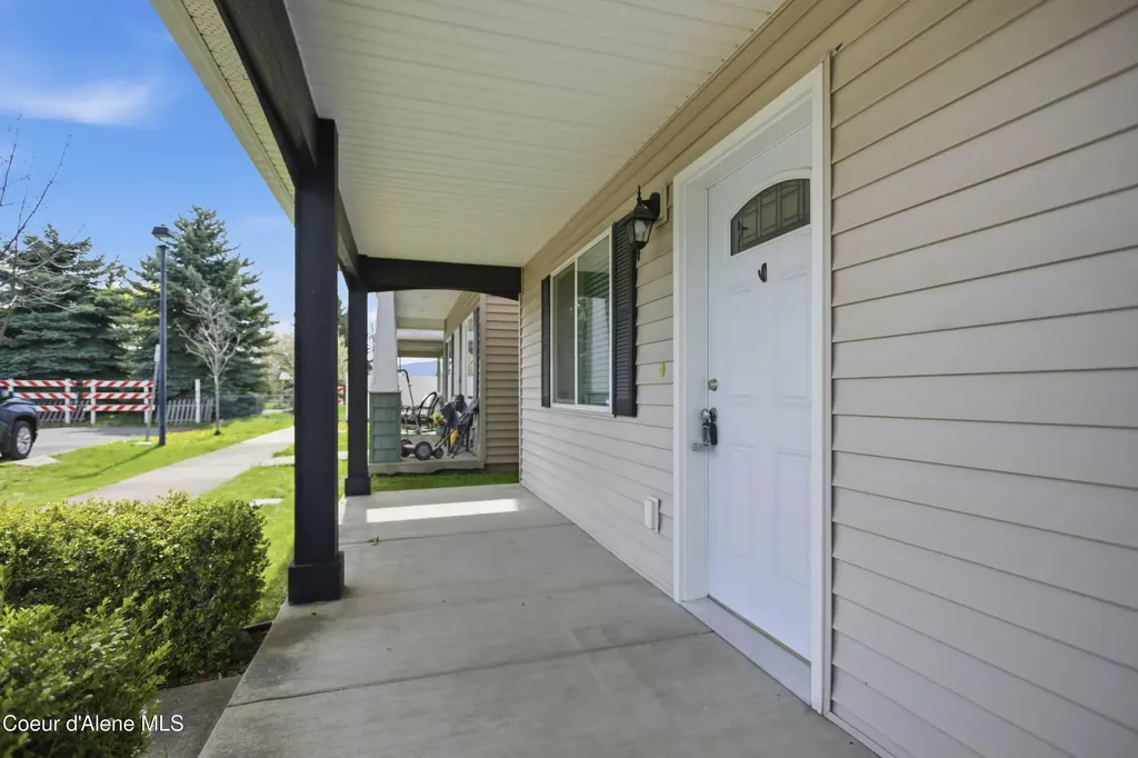 2063 N Cruze Street Post Falls ID 83854