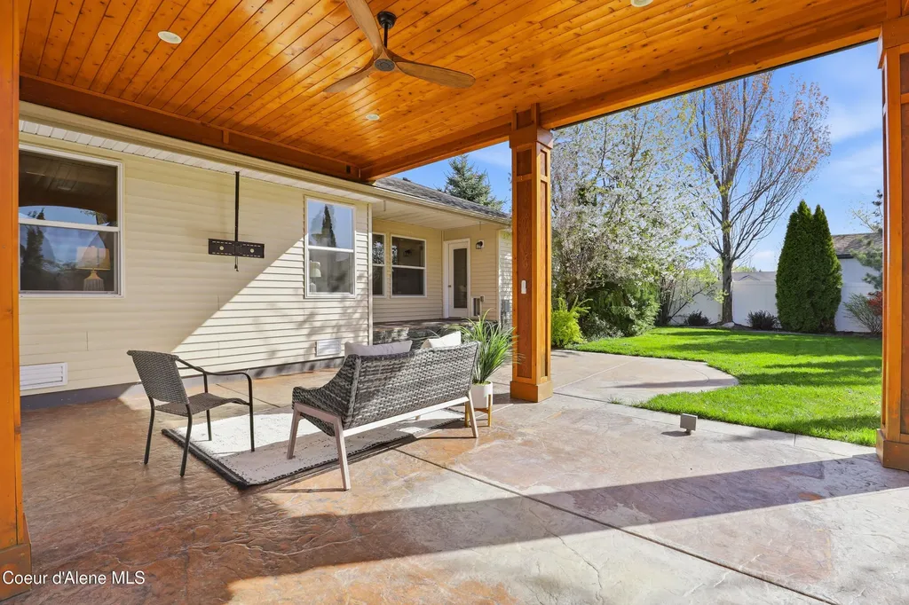 3157 W Blueberry Circle Hayden ID 83835