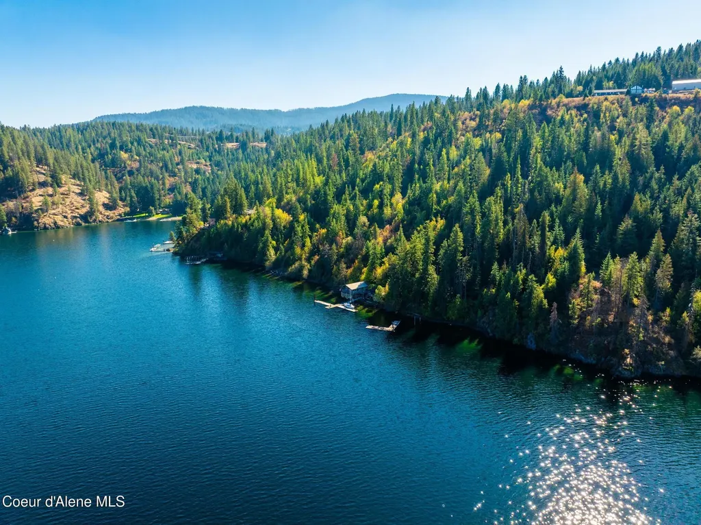 5727 S Odelin Lane Harrison ID 83833