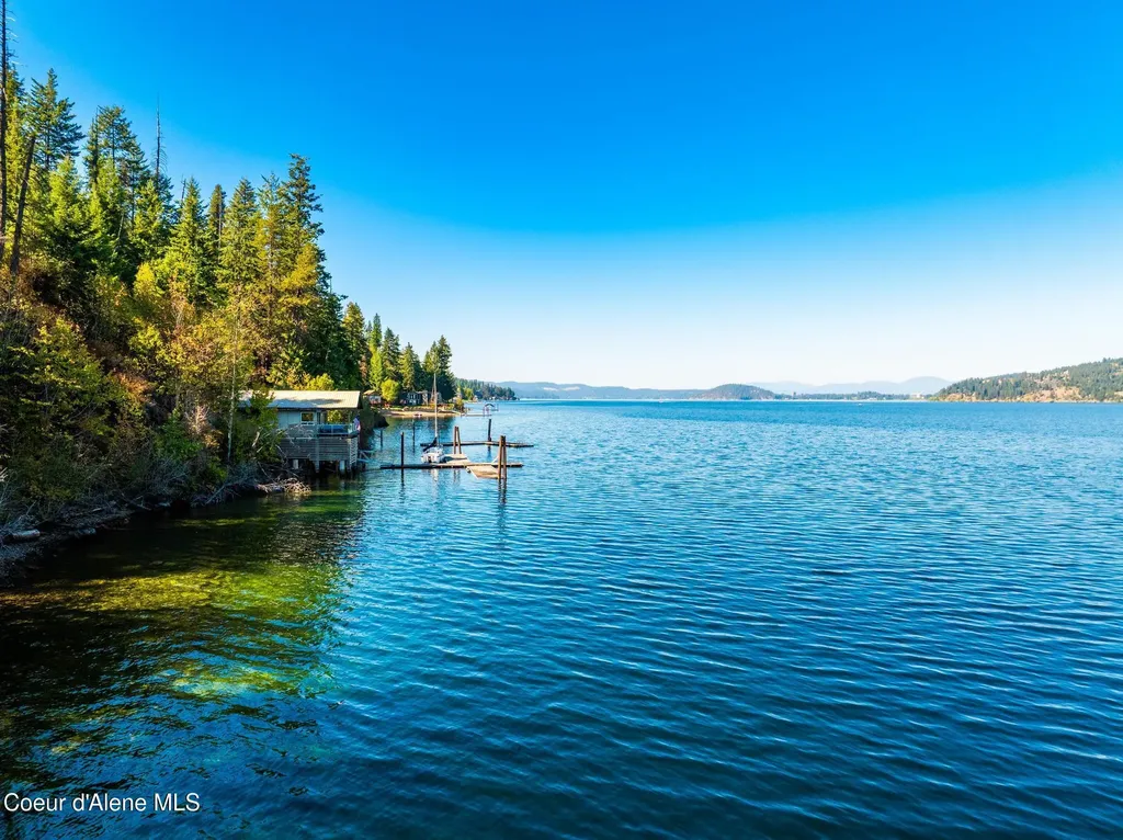 5727 S Odelin Lane Harrison ID 83833