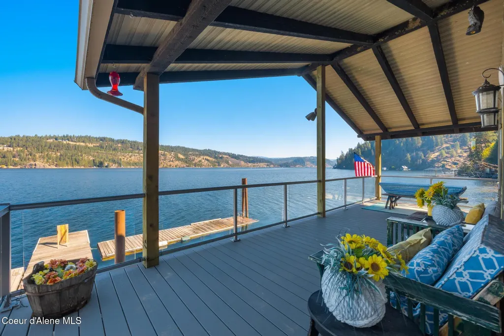 5727 S Odelin Lane Harrison ID 83833