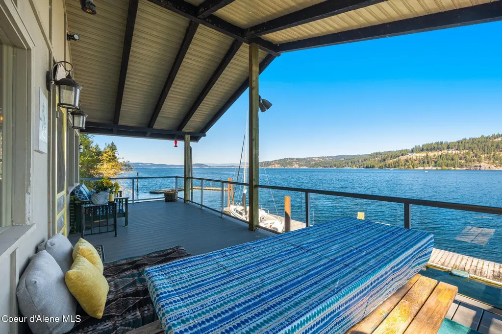 5727 S Odelin Lane Harrison ID 83833
