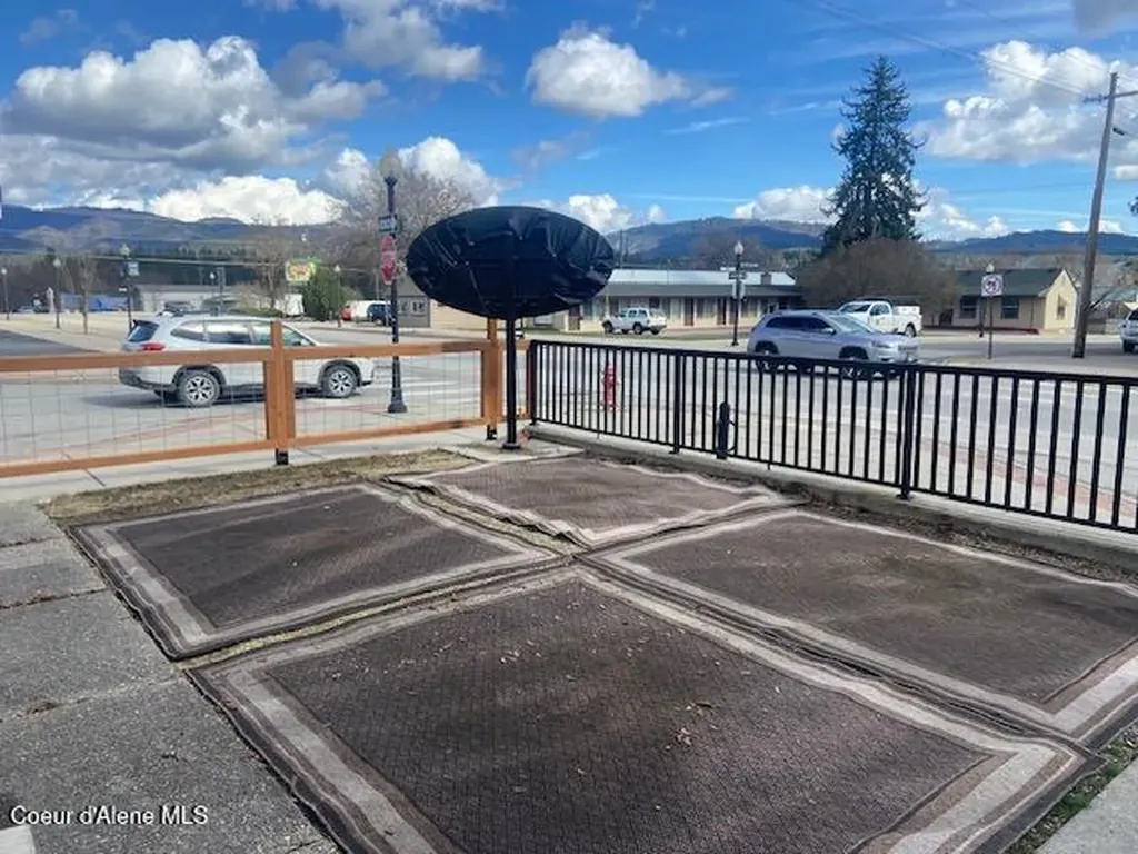 125 N Washington Avenue Newport WA 99156