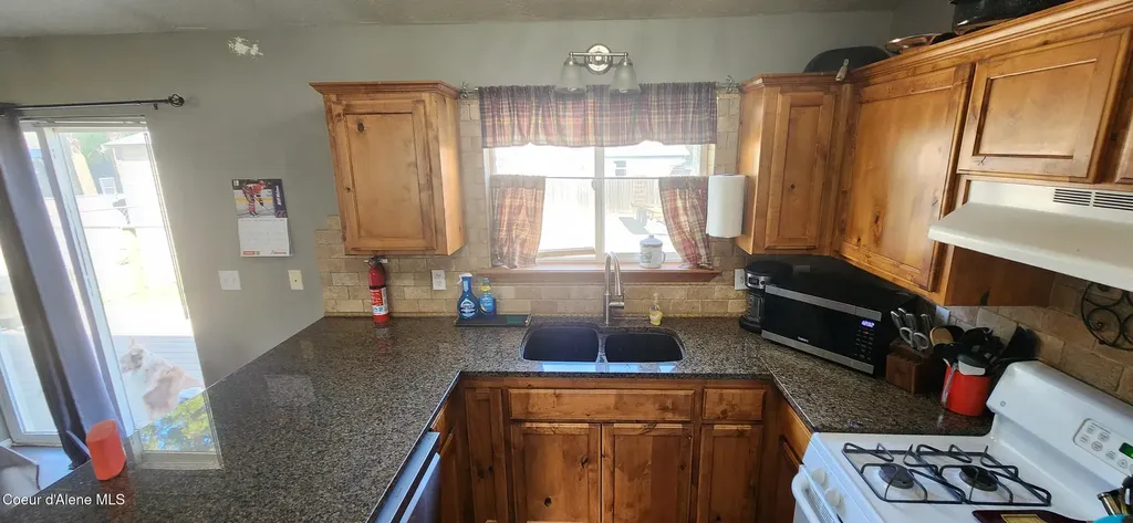 23870 N Ponderosa Street Athol ID 83801