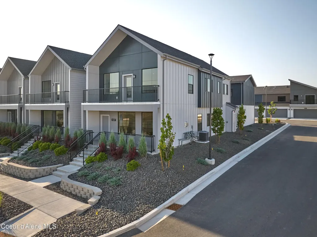 1037 E Railroad Avenue Post Falls ID 83854