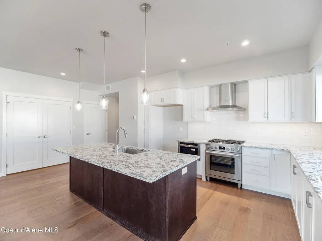 1037 E Railroad Avenue Post Falls ID 83854